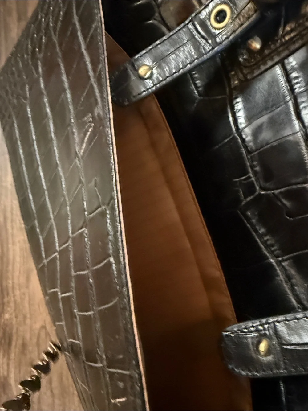 Franklin Covey Black Genuine Leather Croc-Embossed Shoulderbag/Satchel